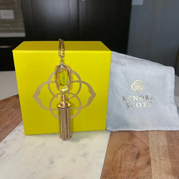Kendra Scott Long Pendant Necklace - Picture 1 of 5